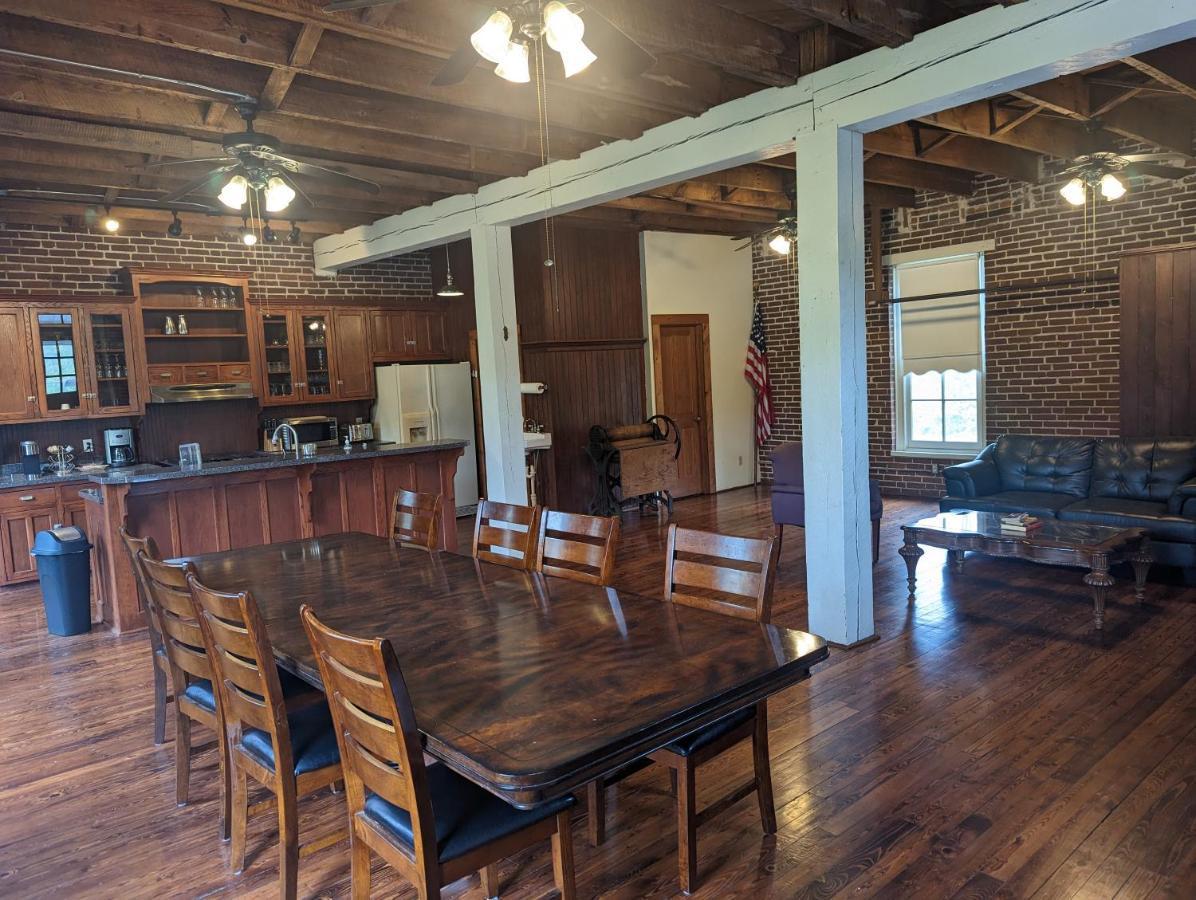 Arcadia Academy Bed & Breakfast ภายนอก รูปภาพ