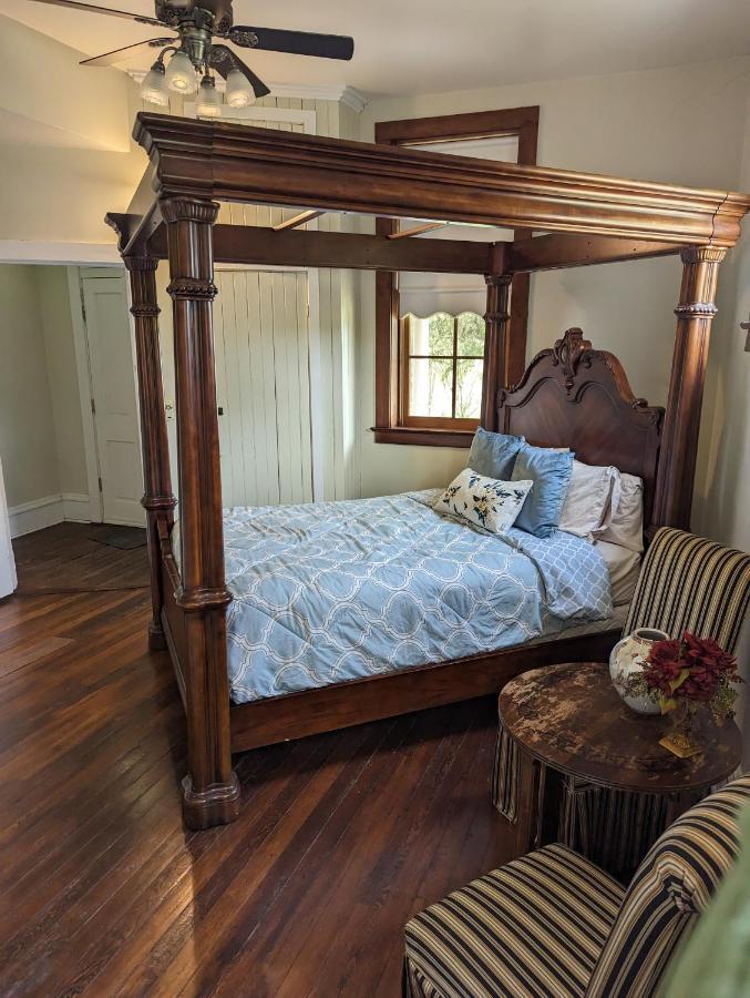 Arcadia Academy Bed & Breakfast ภายนอก รูปภาพ