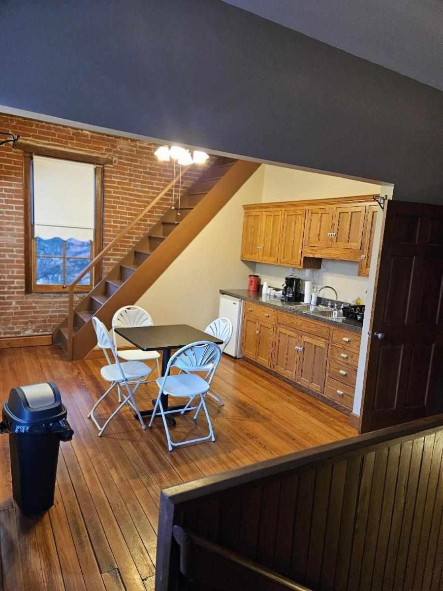 Arcadia Academy Bed & Breakfast ภายนอก รูปภาพ